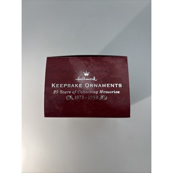 Vintage 1998 Hallmark Keepsake Madame Alexander Mop Top Wendy Ornament - Picture 10 of 11